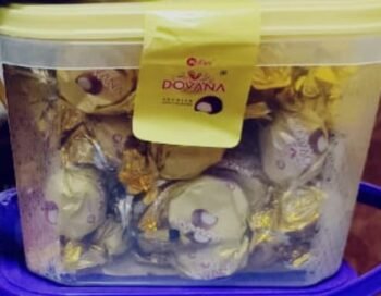 00941/ 5Rs DOVANA CLASSIC KESAR KULFI CHOCOCLATE (5 RS PREMIMUM CHOCCOLATE ) MRP 350 / DP 195 BOX 12 JAR