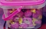 00947 /5Rs DOVANA STRAWBERRY FLAVOUR  CHOCOCLATE (5 RS PREMIMUM CHOCCOLATE ) MRP 350 / DP 195 BOX 12 JAR